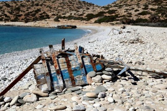 Απομεινάρια από ναυάγια μεταναστών στη Γαύδο